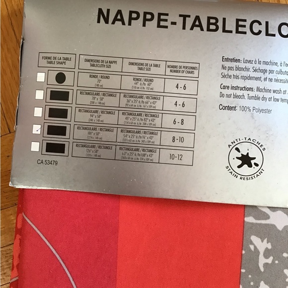 Tablecloth - Picture 3 of 4